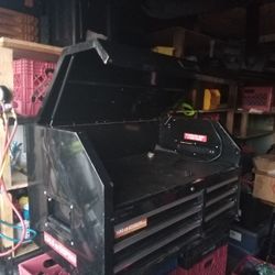 Husky Top Tool Box