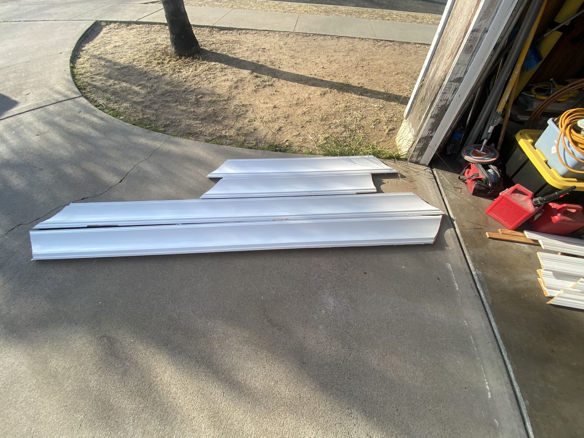 Crown Molding Poplar Wood