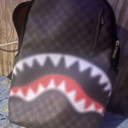 Spray Ground SHARKS IN PARIS BLUR EFFECT BACKPACK –