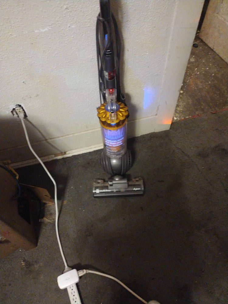 Dyson Vacuum Cleaner 