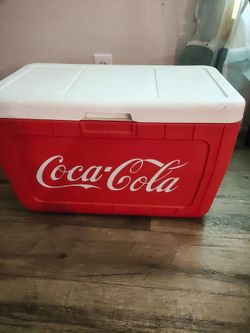 Vintage 1985 Coca-cola cooler