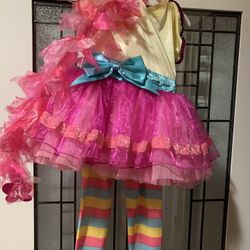 Halloween Costumes Fancy Nacy Size 5 .Elena Size 5/6