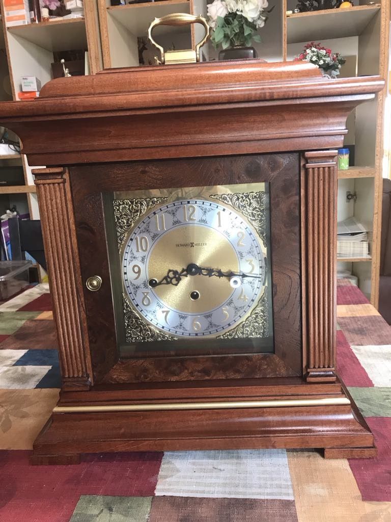 Brand new Howard Miller Thomas Tompion Mantel Clock 612-436 – Windsor Cherry