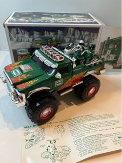 2007 Hess Monster Truck w/ 2 Motorcycles NEW Open Box For Photos Untouched Mint