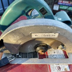 Makita 5007FA 7-1/4 Inch Circular Saw 