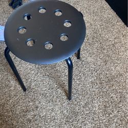 Desk Table Comes With Black Chair 