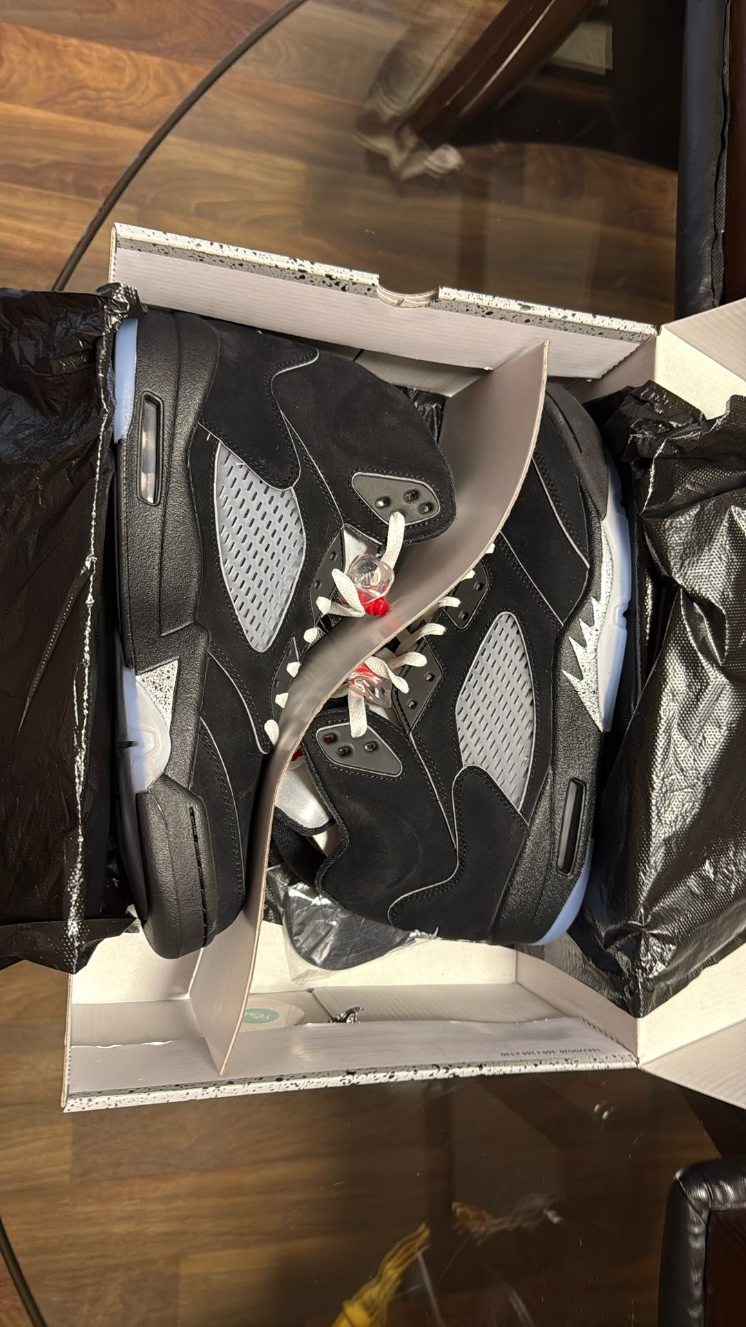 Dead stock Air Jordan 5 Retro OG Need Gone Asap