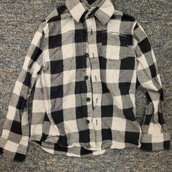Boys 5 Kids Club for KidBox black/gray checked long sleeve button up. Lot 09
