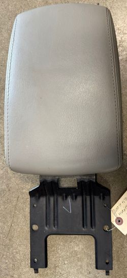 Nissan Maxima Armrest Lid