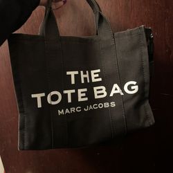 Marc Jacob’s Crossbody 