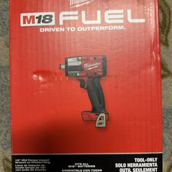 Milwaukee Mid Torque Impact Wrench