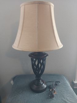 Spiral lamp with shade