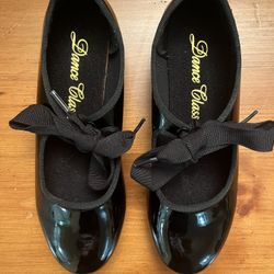 Girls 3 1/2 Black Patent Flexible Ribbon Tie Tap Shoes 