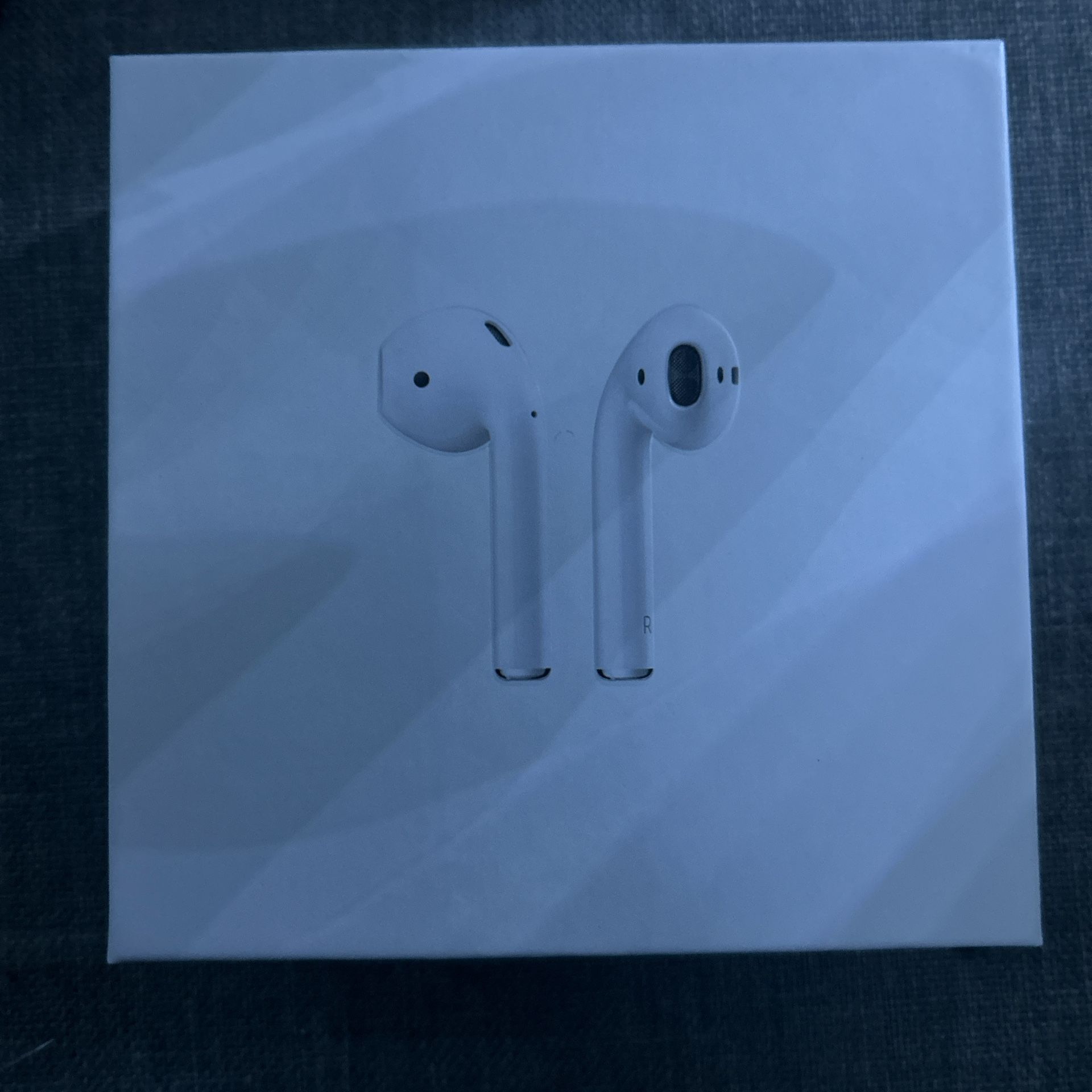 AirPods (2nd Gen)