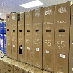LG OLED 65 inch 4K Smart TV With Store Warranty and Financing Available!