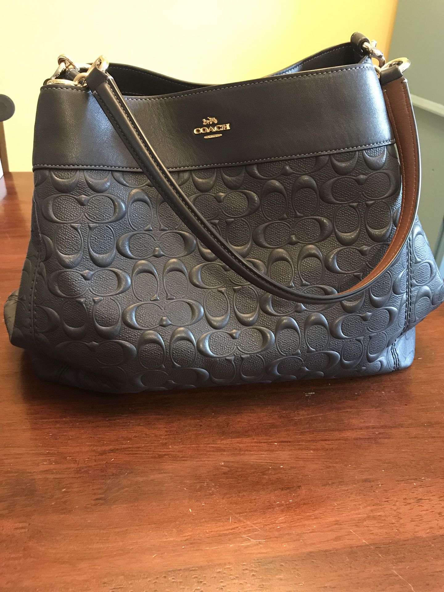 Coach (authentic) Leather, Edie 31, Like New