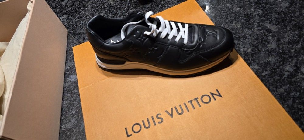 Louis Vuitton Sneakers 