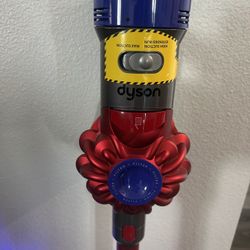 Dyson vacuum 