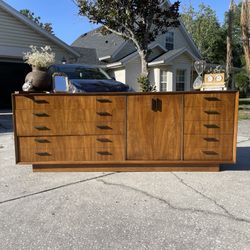 MCM Lane Credenza 9-drawer
