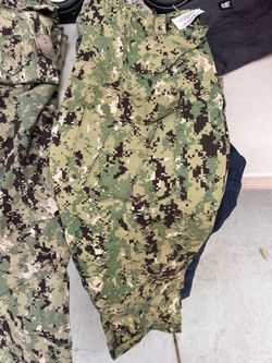 FOWL WEATHER PANTS SL NWU WITH TAGS NEW