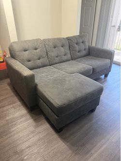 Couch like new