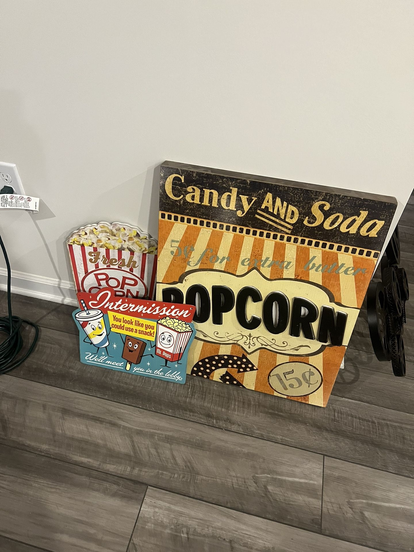 Free Movie Theater Themed Decorations