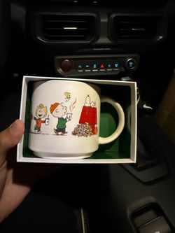 Starbucks x Peanuts Snoopy 75th Anniversary Coffee Mug 7255 New