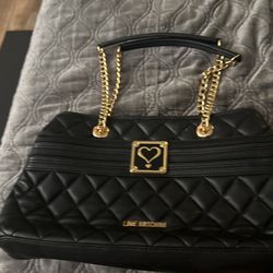 Love Moschino