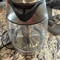 Chefman Electric Kettle 