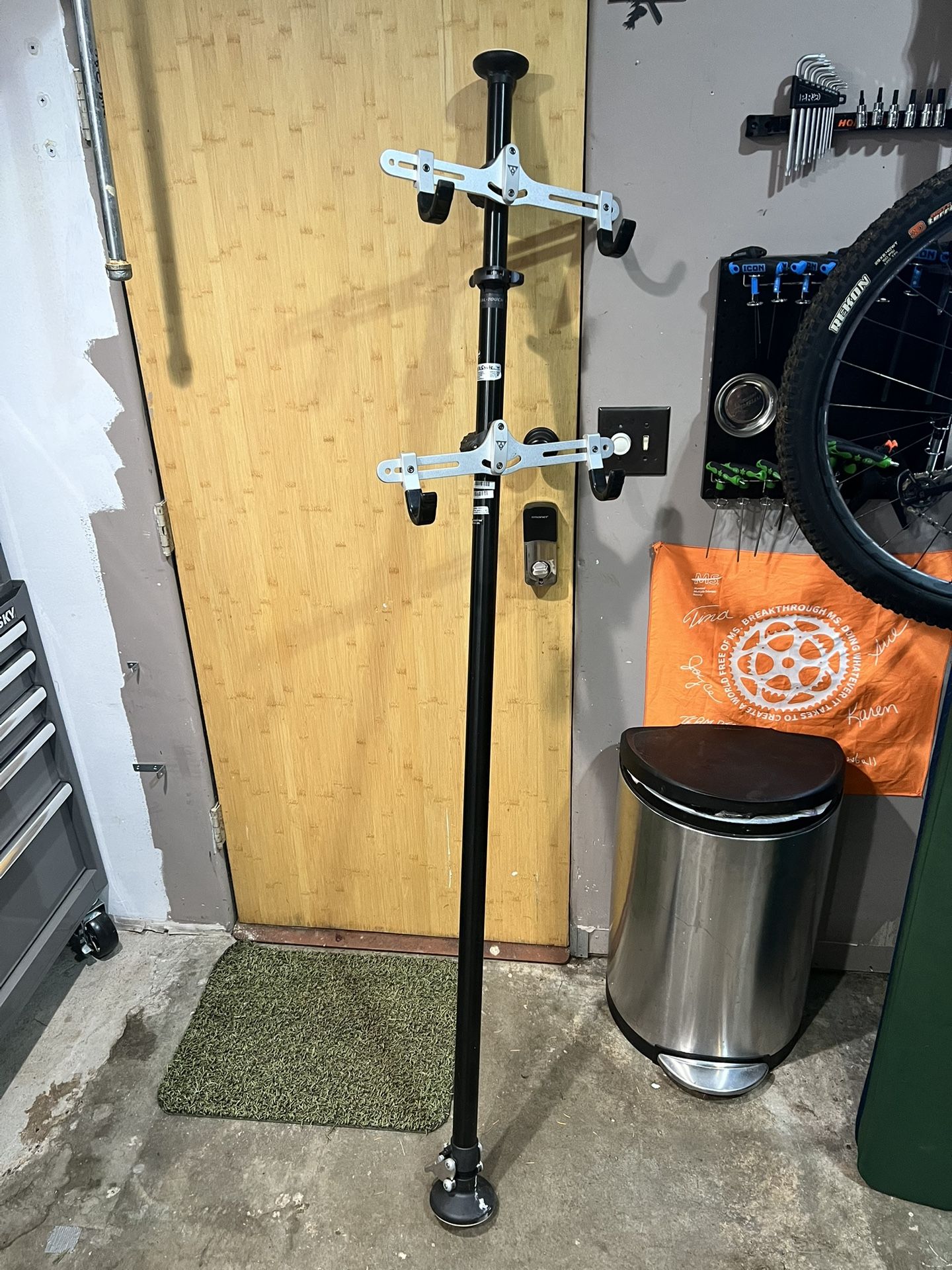 Bicycle Rack Compression Pole - Topeak