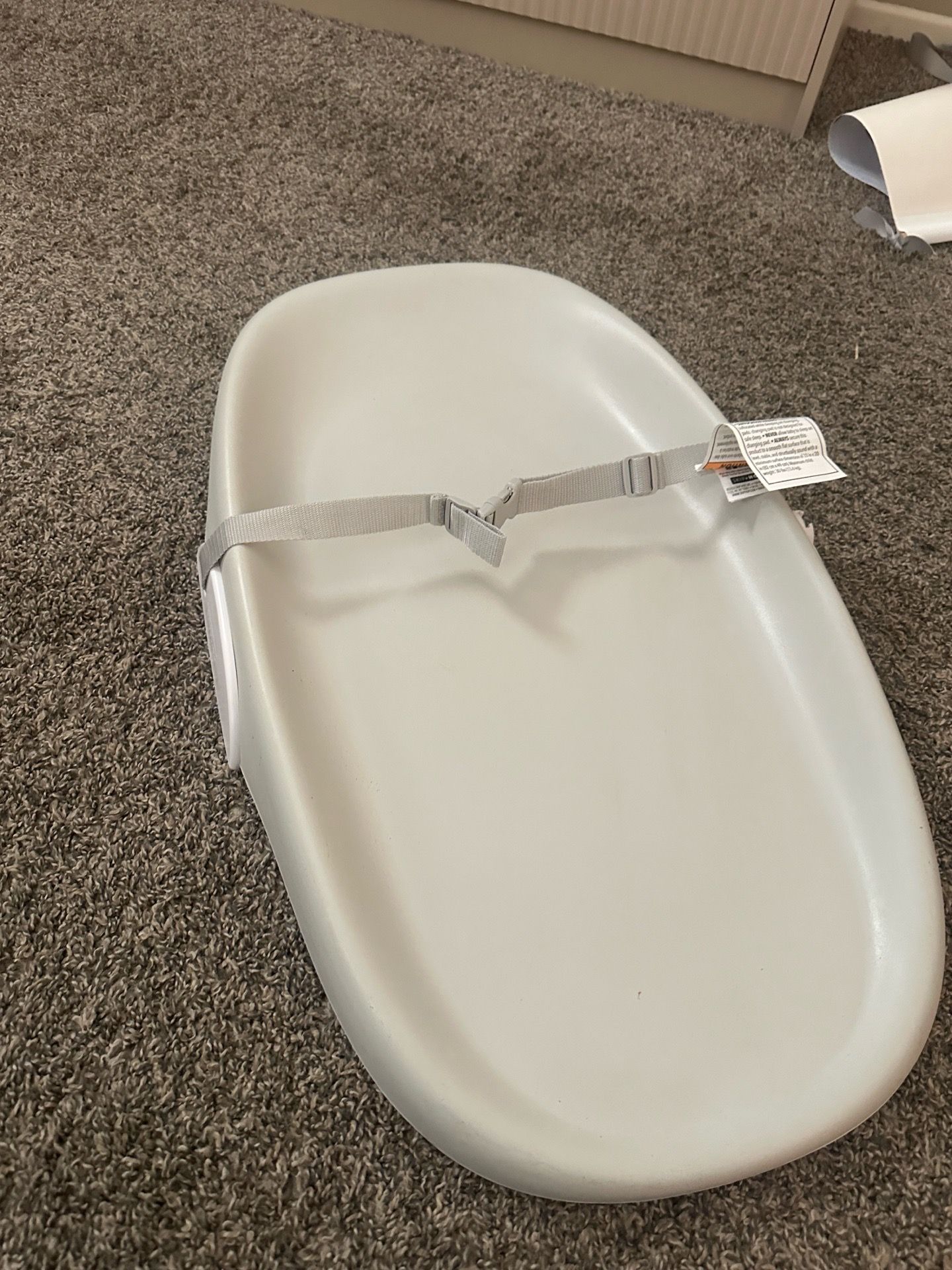 Skip hop Changing table
