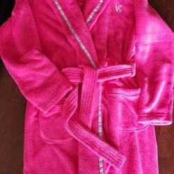 VICTORIA'S SECRET pink Plush Robe - NEVER WORN 