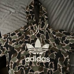 Adidas Camo Hoodie (Large)