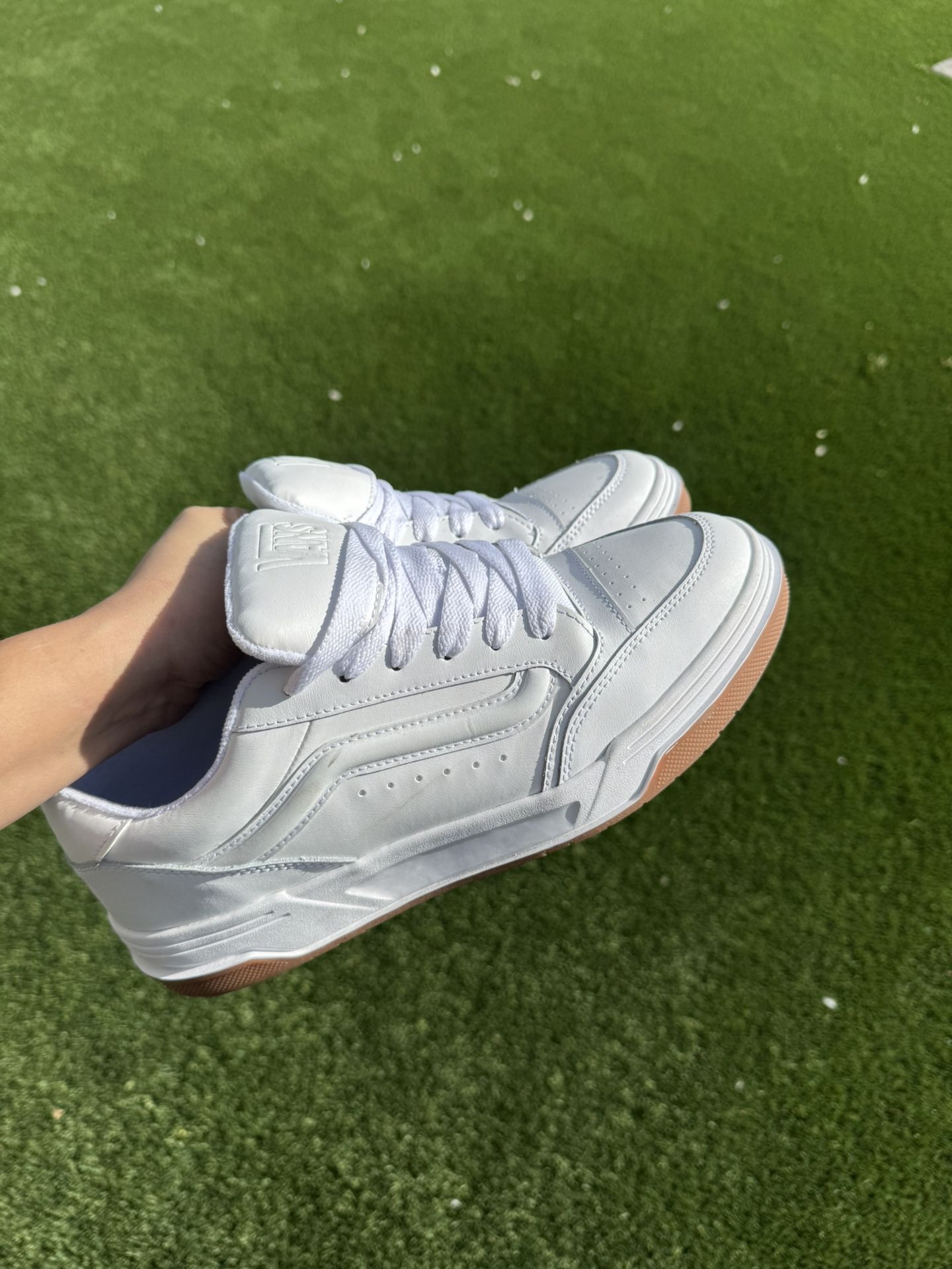 Vans Tennis Shoes Size 10 1/2