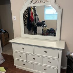 Dresser With Attached Mirror 