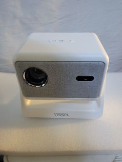Very Bright Smart Projector - AI Angle Adjust, WiFi casting, built in android. BRAND NEW