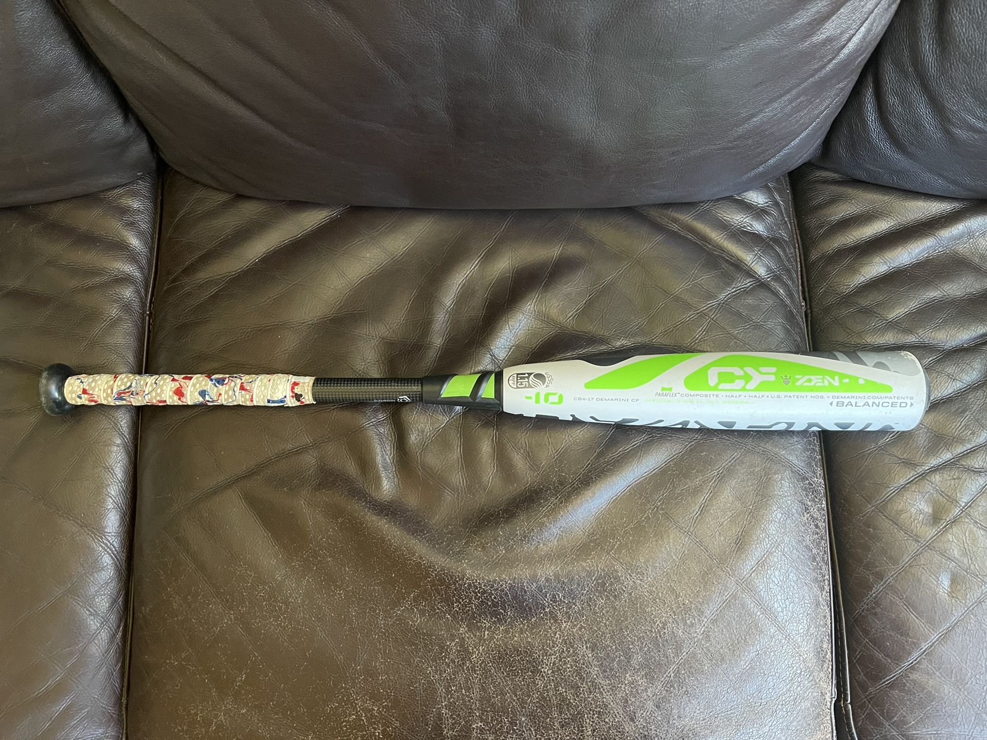 Demarini CF Zen 2017 (GOAT) 29” Drop 10 CBX-17 (Exterior Crack)