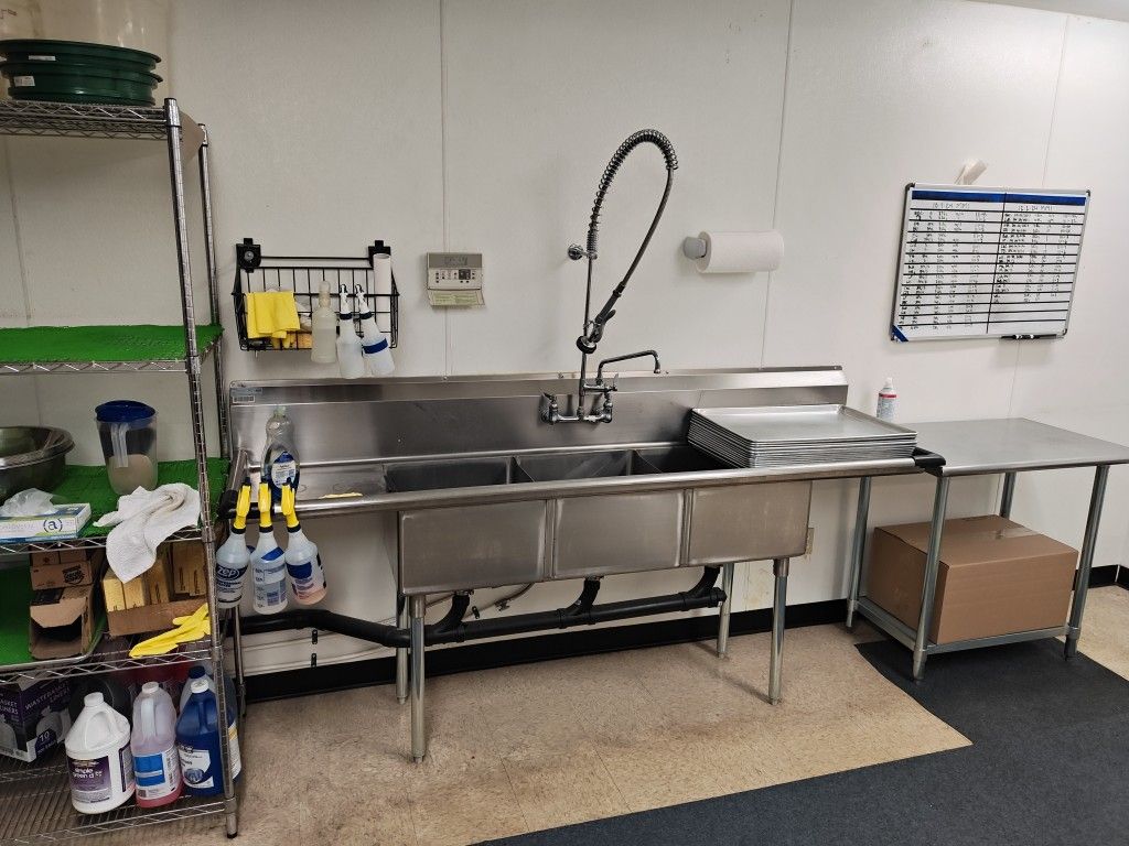 Commercial Stainless Steel Sink.