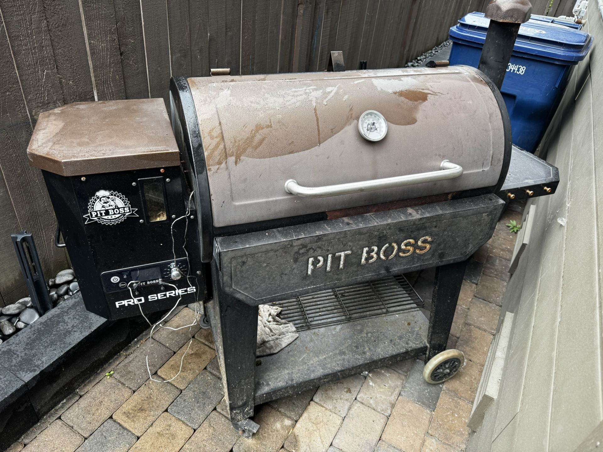 Pit Boss PB1000D3