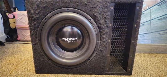 Skar Audio Subwoofer in Ported Box and skar audio amp