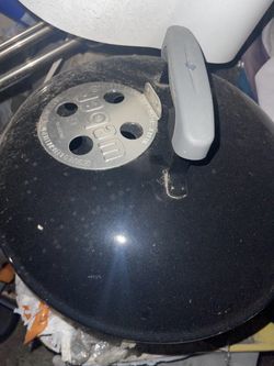 Weber Kettle Charcoal Grill