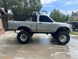 1990 Toyota Pickup Truck Single Cab