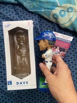 Signed autograph Dave roberts dodgers bobblehead JSA
