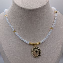Hermosos Collares De Cristal Y Cruz 