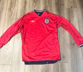 England 🏴󠁧󠁢󠁥󠁮󠁧󠁿 jersey for men’s size L