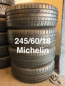 245/60/18 (4) Michelin Defender 2