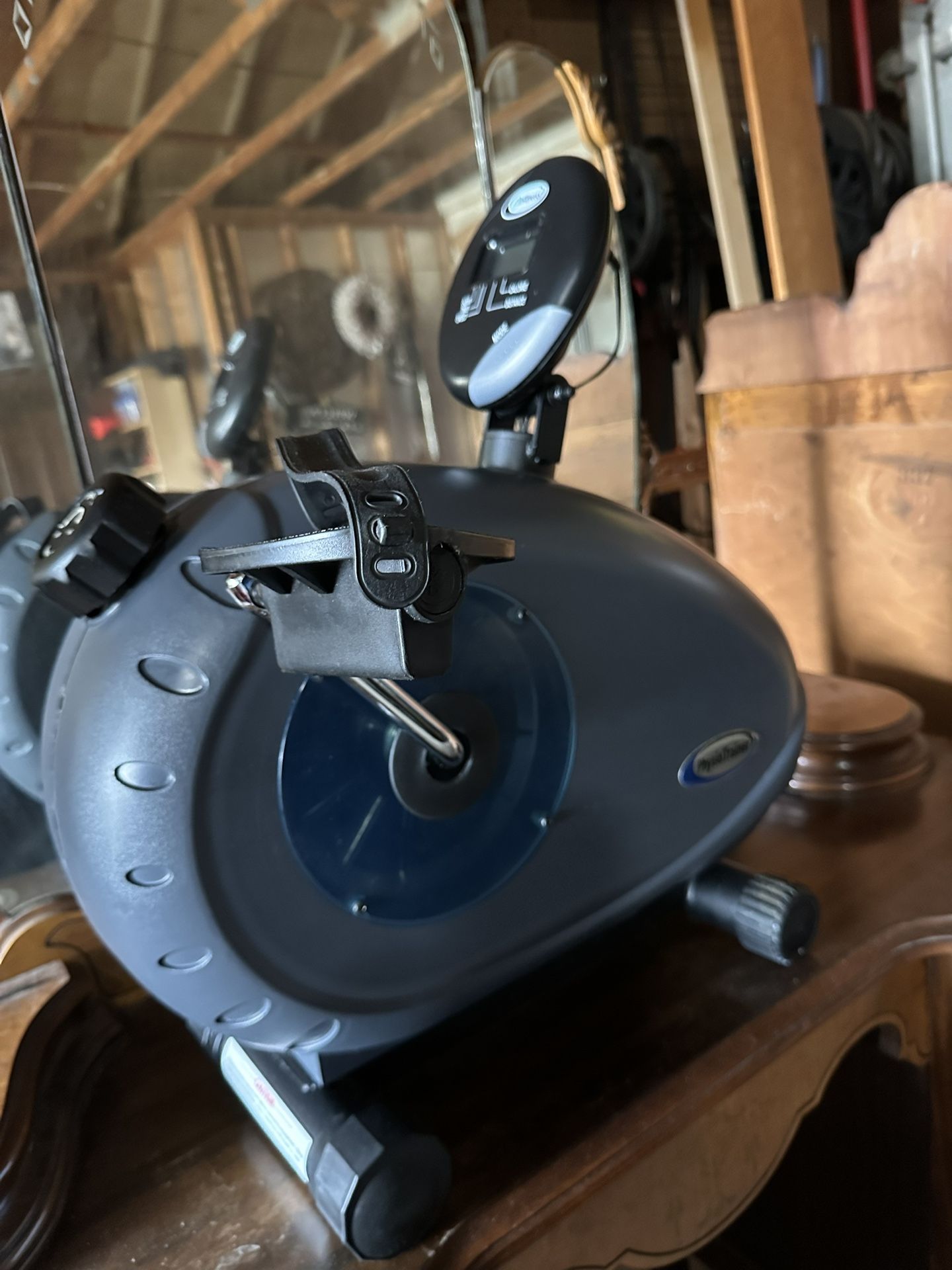 HCL Fitness PhysioTrainer Upper/Lower body Retails $1295