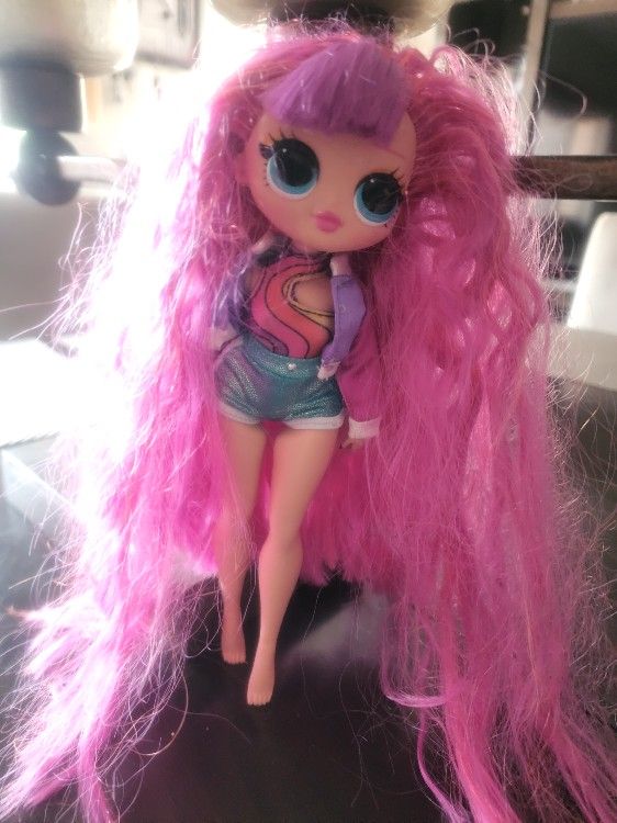 LOL Fashion Roller Skates Edition Barbie Doll