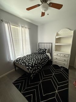 Twin bed set