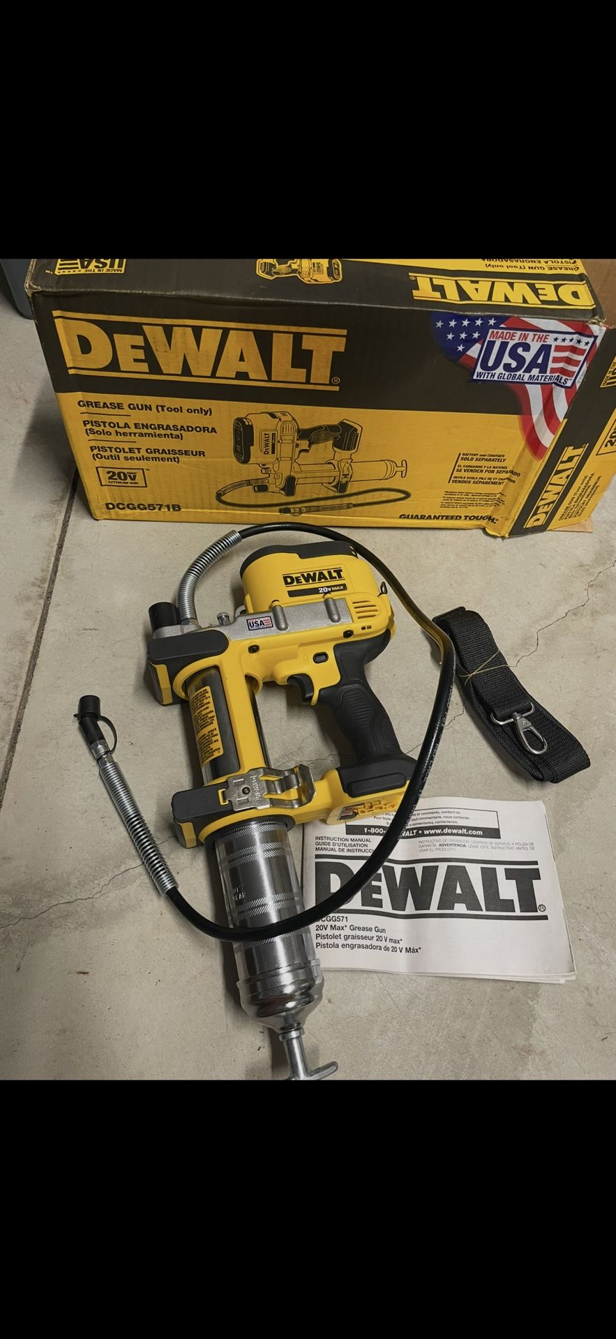 DeWALT 20V MAX Grease Gun (DCGG571B) - Like New